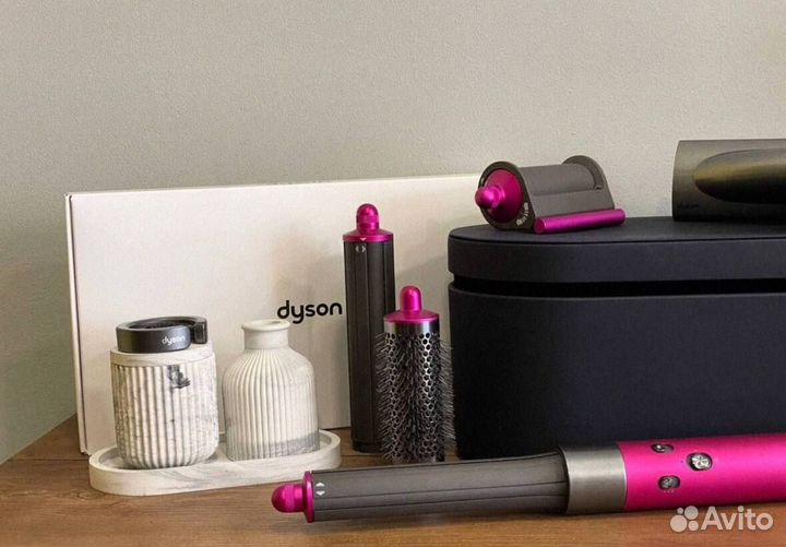 Новый год с комфортом: стайлер Dyson в подарок