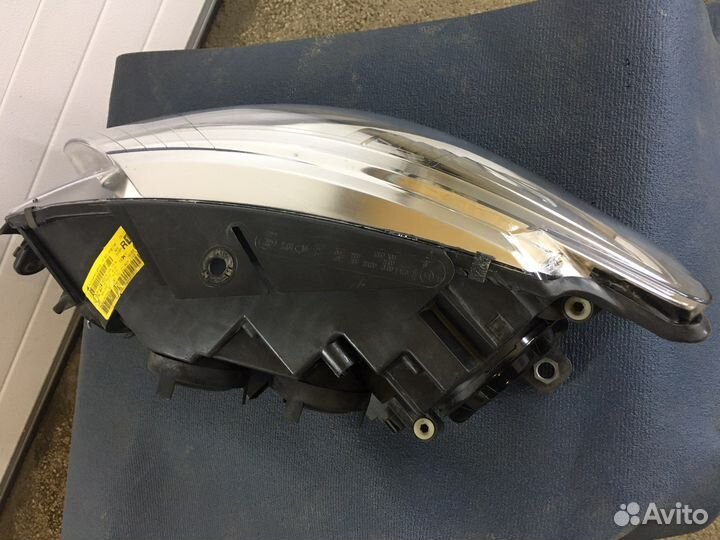 Фара правая volkswagen passat cc 3C8941752C