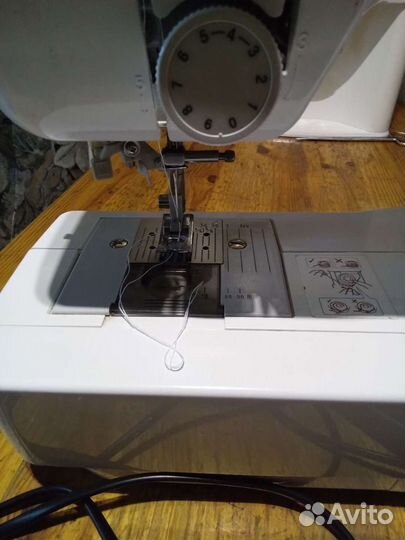 Швейная машина Brother artwork 22N