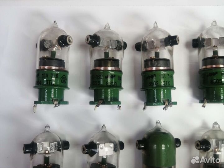 Вакуумный переключатель СССР В1-1В