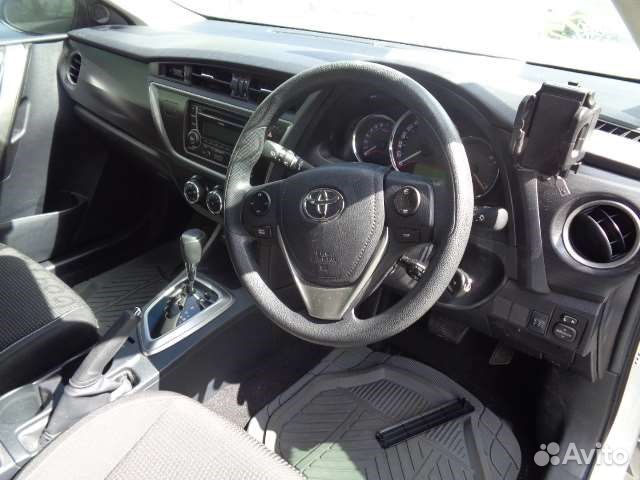 Разбор на запчасти Toyota Auris E18 2012