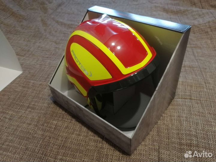 Шлем, каска, Protos