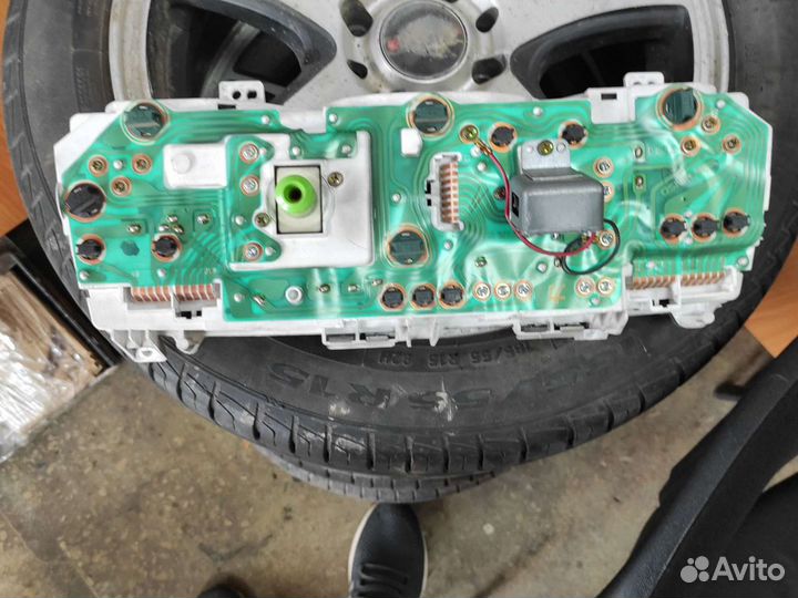 Комбинация приборов Toyota Vista sv 20