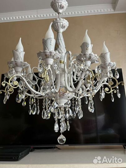 Шикарная фарфоровая люстра