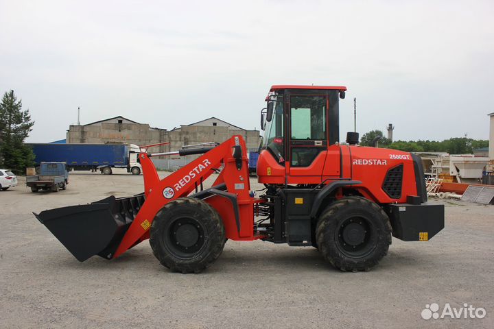 Фронтальный погрузчик Redstar 2500GT, 2023