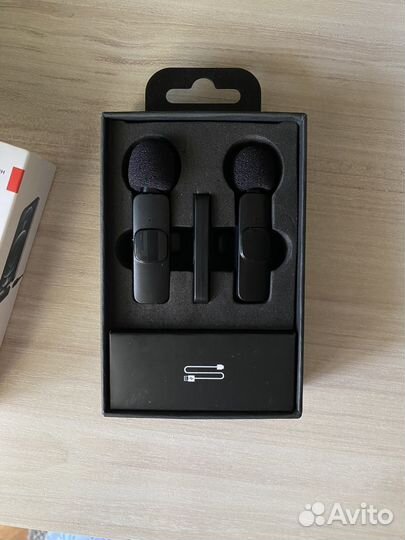 Беспроводной микрофон (петличка)