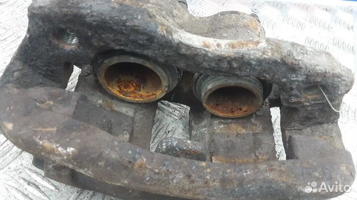 Суппорт передний правый Peugeot Boxer 2 рест