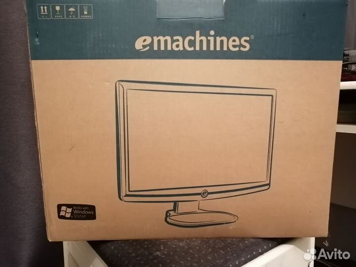 Монитор Emachines размер 18,5