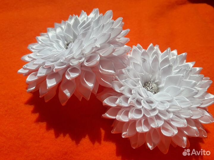 Канзаши.Резинки,бантики,заколки,украшения