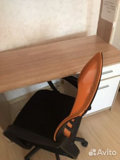 Стол и стул