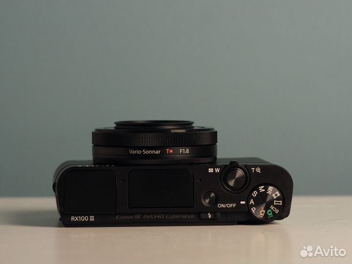 Sony RX-100 Mark III