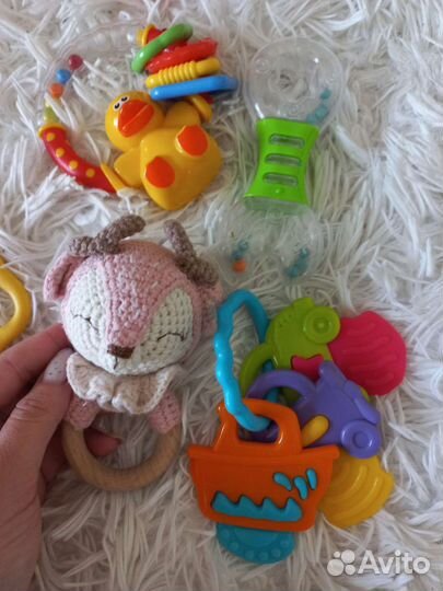 Развивающие игрушки пакетом
