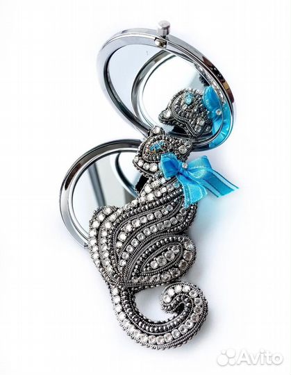 Брошь Кошечка