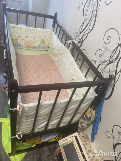 Детская кроватка качалка