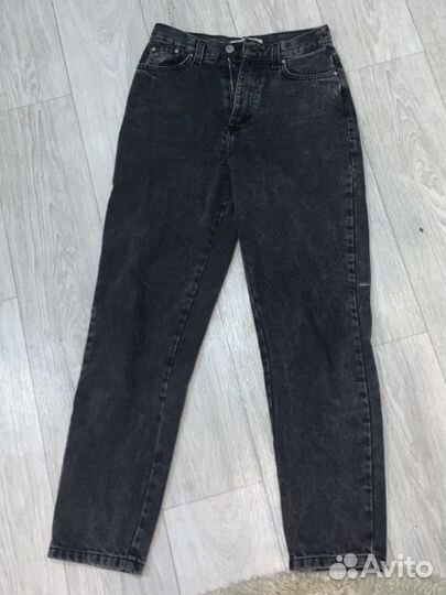 Джинсы черные