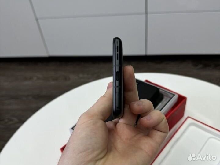 OnePlus 9RT, 8/128 ГБ