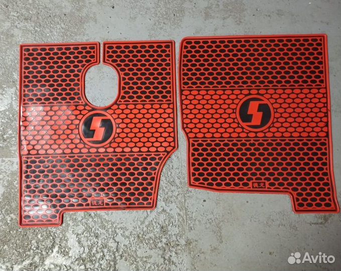 Коврик в салон 2шт. Shacman F2000 F3000