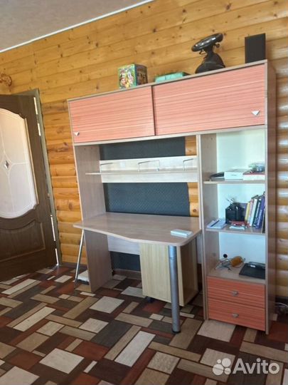 Письменный стол