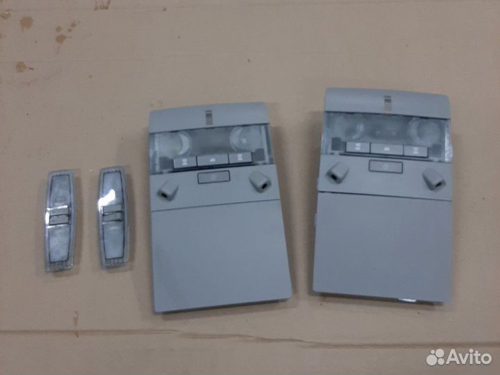 Плафон салонный передний Opel Astra H