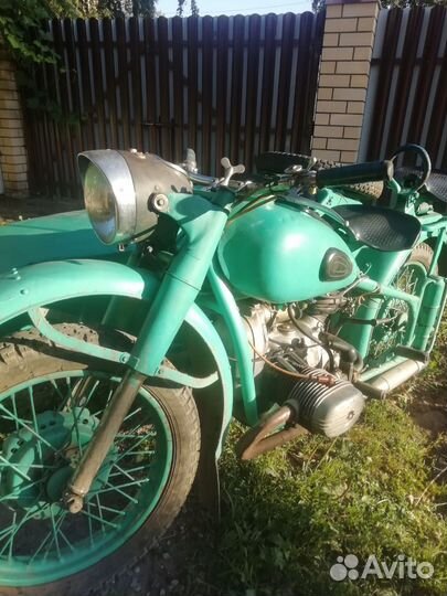 Продам урал м61