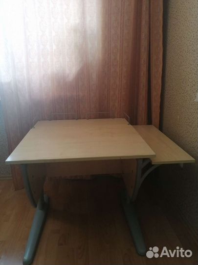 Растущая парта и стул