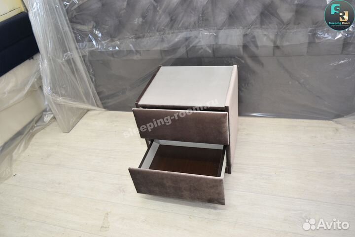 Тумба прикроватная