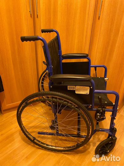 Кресло-коляска для инвалидов