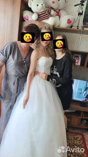 Свадебное платье