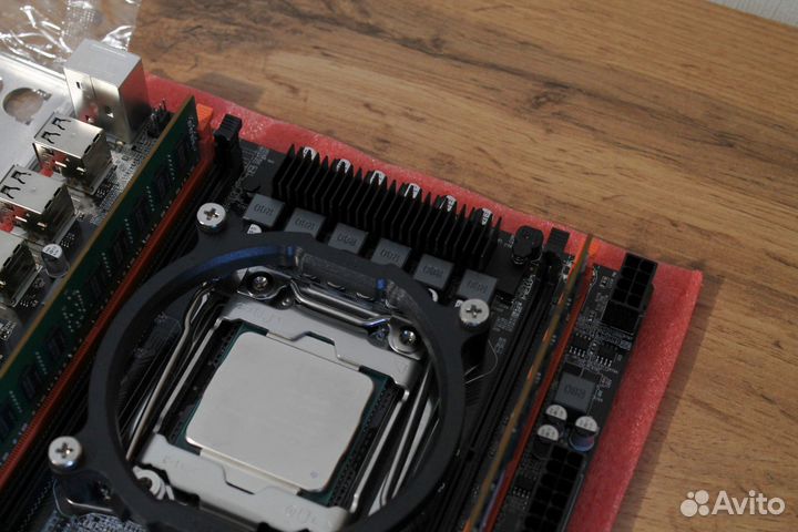 Комплект 8 ядер Xeon 2640v3+x99H+16gbddr4