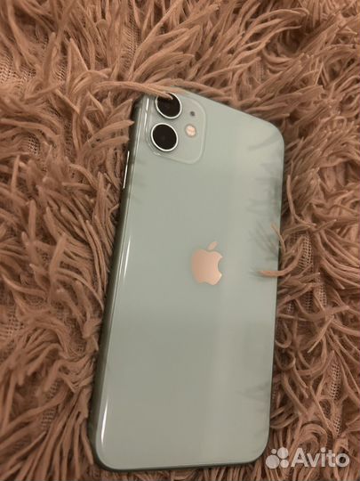 iPhone 11, 64 ГБ
