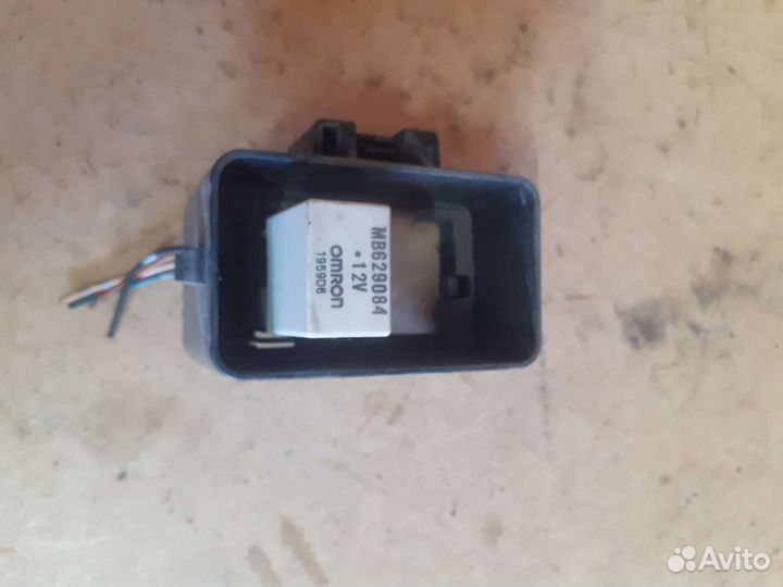 Реле Mitsubishi Galant 8