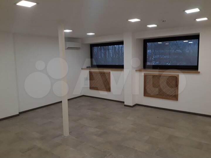 Торговая площадь, 32 м²