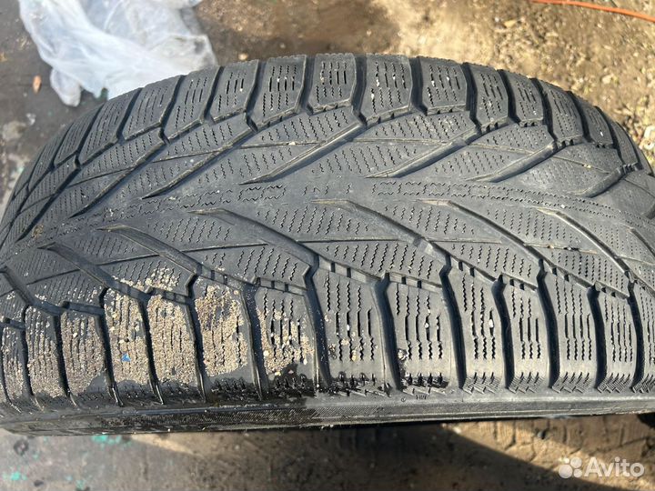 Nokian Tyres All Weather+ 265/60 R18 и 265/60 R18 31Q