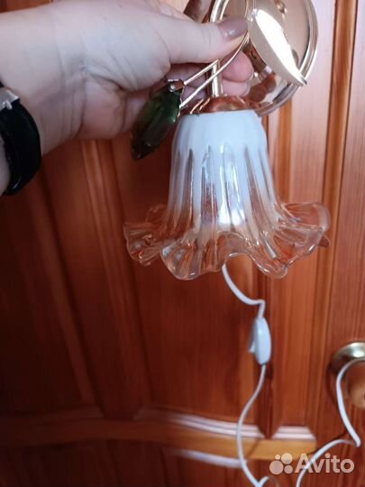 Настенный светильник бра