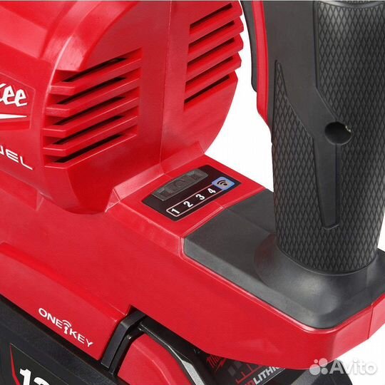 Гайковерт Milwaukee M18 onefhiwf1DS-121C fuel аккумуляторный