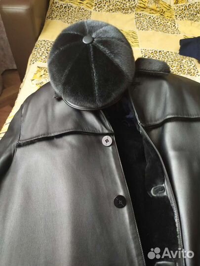 Кепка из нерпы и шапка норка