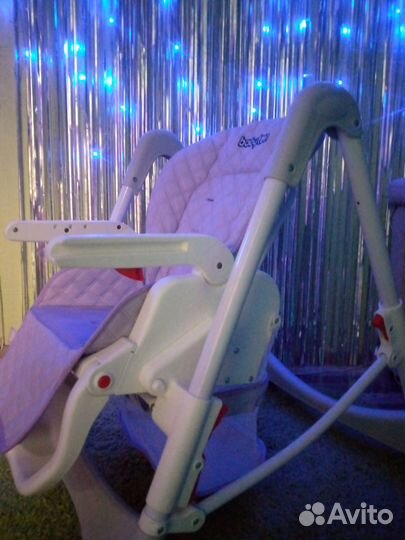 Стульчик для кормления Babyton пурпурного цвета