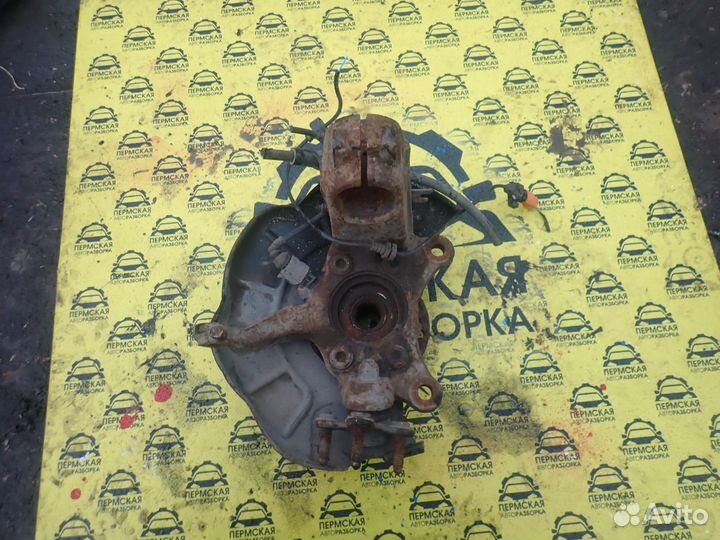 Кулак поворотный передний левый VW Jetta 2006-2011