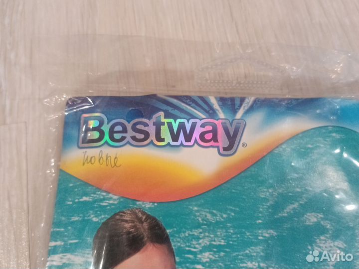 Нарукавники новые