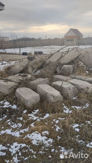 Бетонные блоки бу