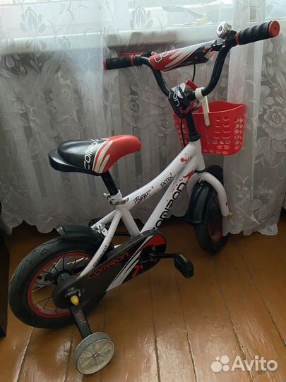 Детский велосипед трехколесный