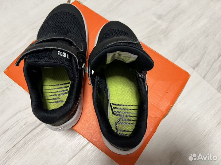 Кроссовки nike 26 10C