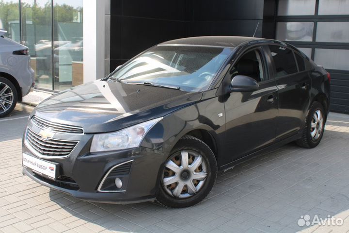 Chevrolet Cruze 1.6 AT, 2013, 319 035 км