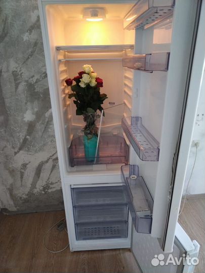 Холодильник beko