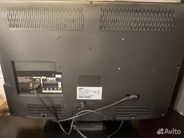 Стойка для TV и акустики и телевизор