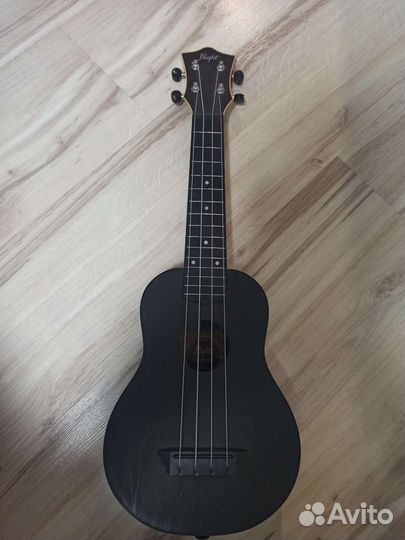 Гитара укулеле сопрано