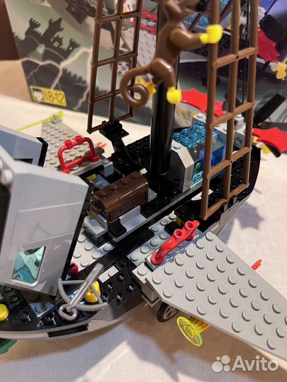 Lego System 6493 Flying Time Vessel (Time Cruiser)
