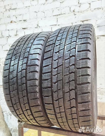 Goodyear Ice Navi Zea II 215/45 R17 87Q