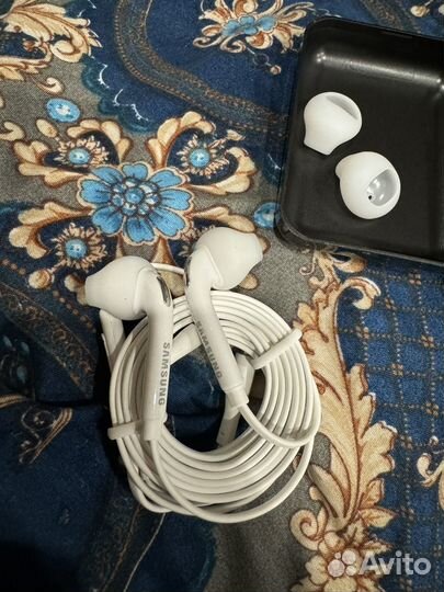 Наушники samsung новые