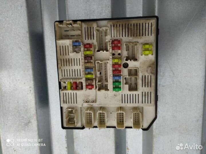 Блок предохранителей Renault Megane 3 универсал